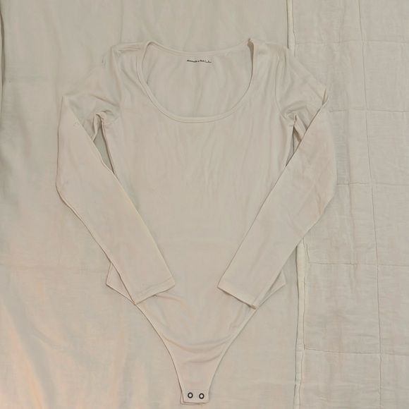 Abercrombie onesie long sleeve - Picture 1 of 3
